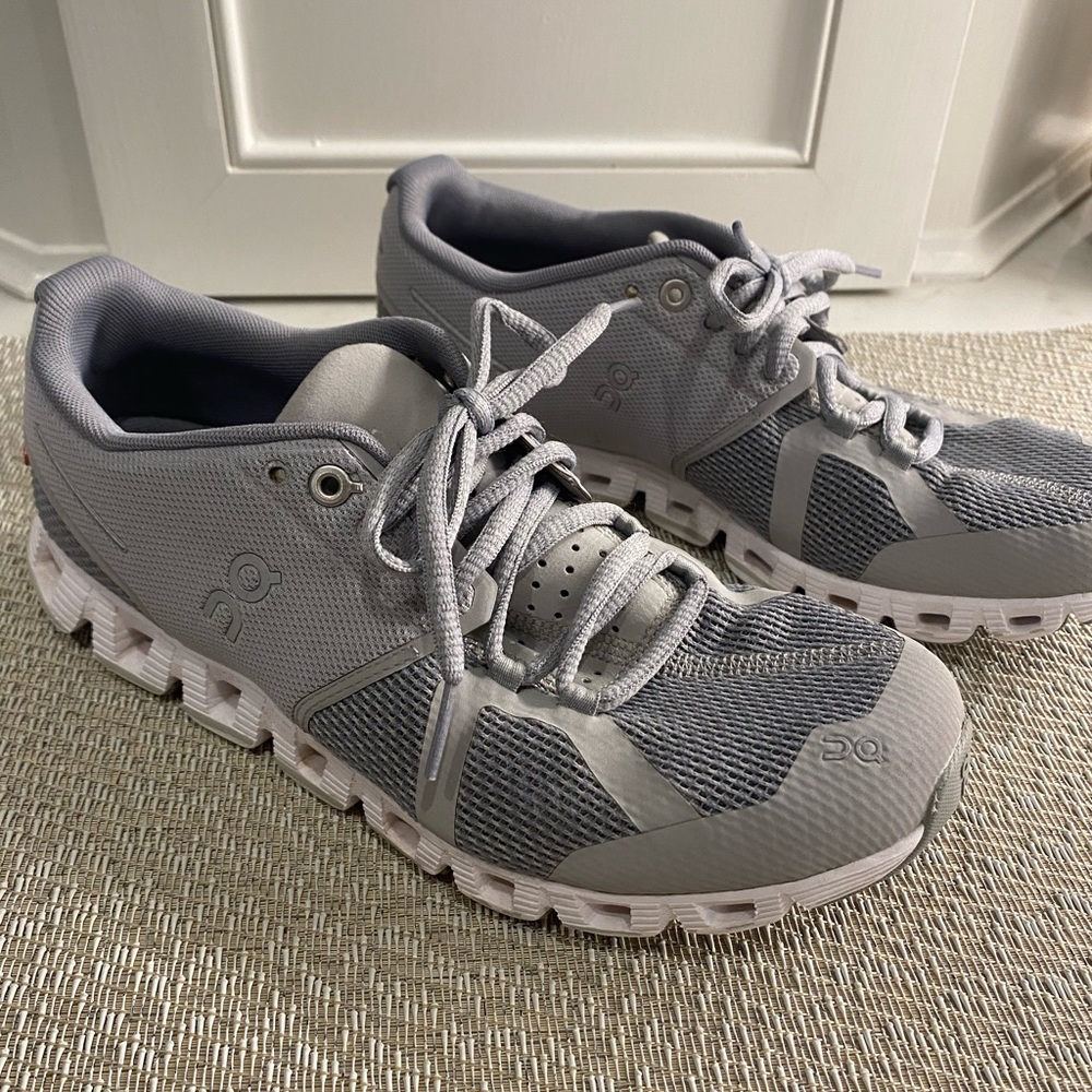 On Cloud Grey Womens Running Shoe